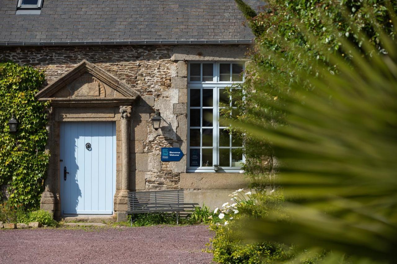 La Métairie du Vauhariot: Seaside Lodge with Heated Pool and Mont Saint-Michel View Cancale Exterior photo