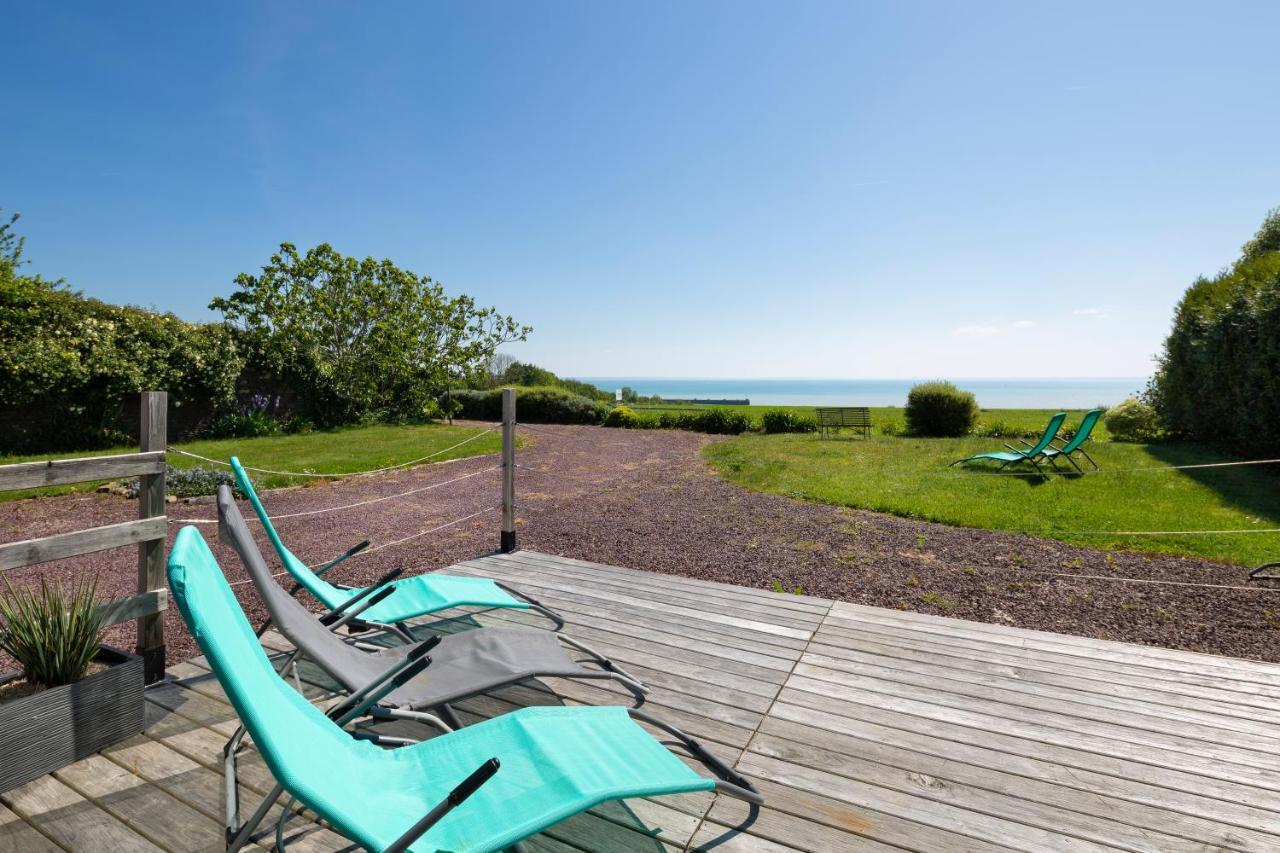 La Métairie du Vauhariot: Seaside Lodge with Heated Pool and Mont Saint-Michel View Cancale Exterior photo