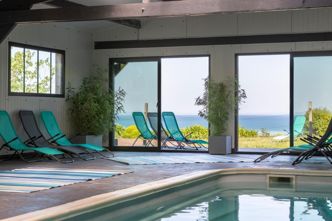 La Métairie du Vauhariot: Seaside Lodge with Heated Pool and Mont Saint-Michel View Cancale Exterior photo